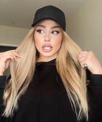 Диноченька, 20 лет, 1 размер груди